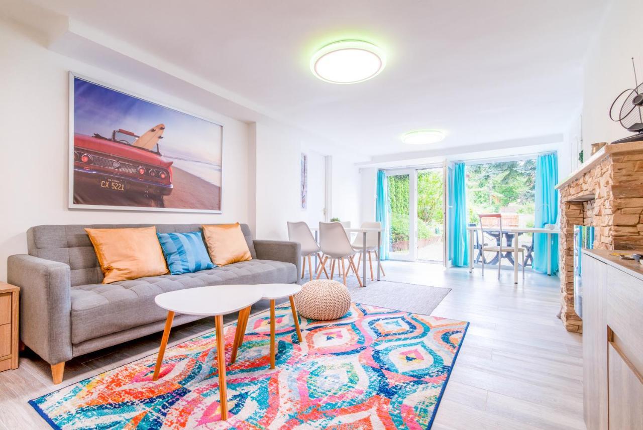 Cosy And Colorful Apartment เซนเทนแดร ภายนอก รูปภาพ